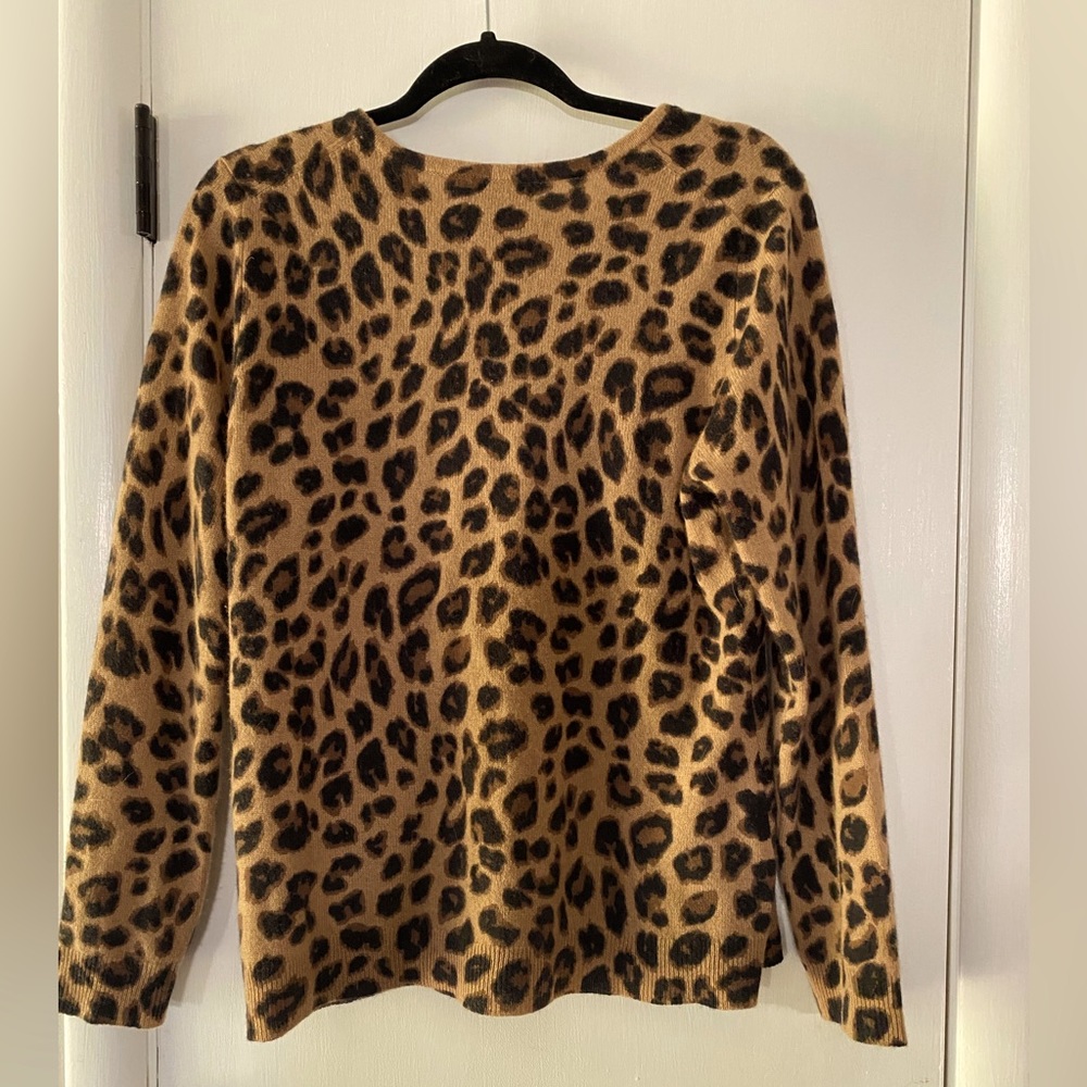100% Cashmere Leopard Print Sweater